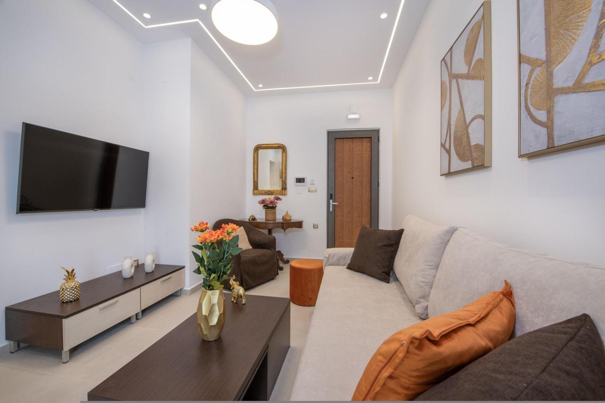 Cherry Central Luxury Suites 干尼亞 外观 照片