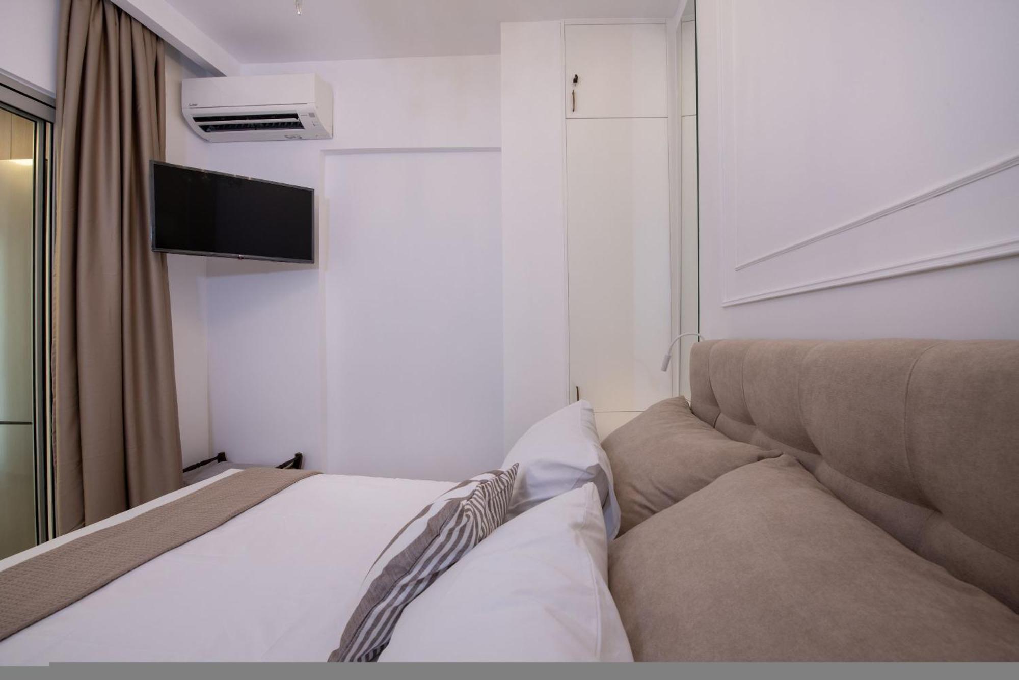 Cherry Central Luxury Suites 干尼亞 外观 照片