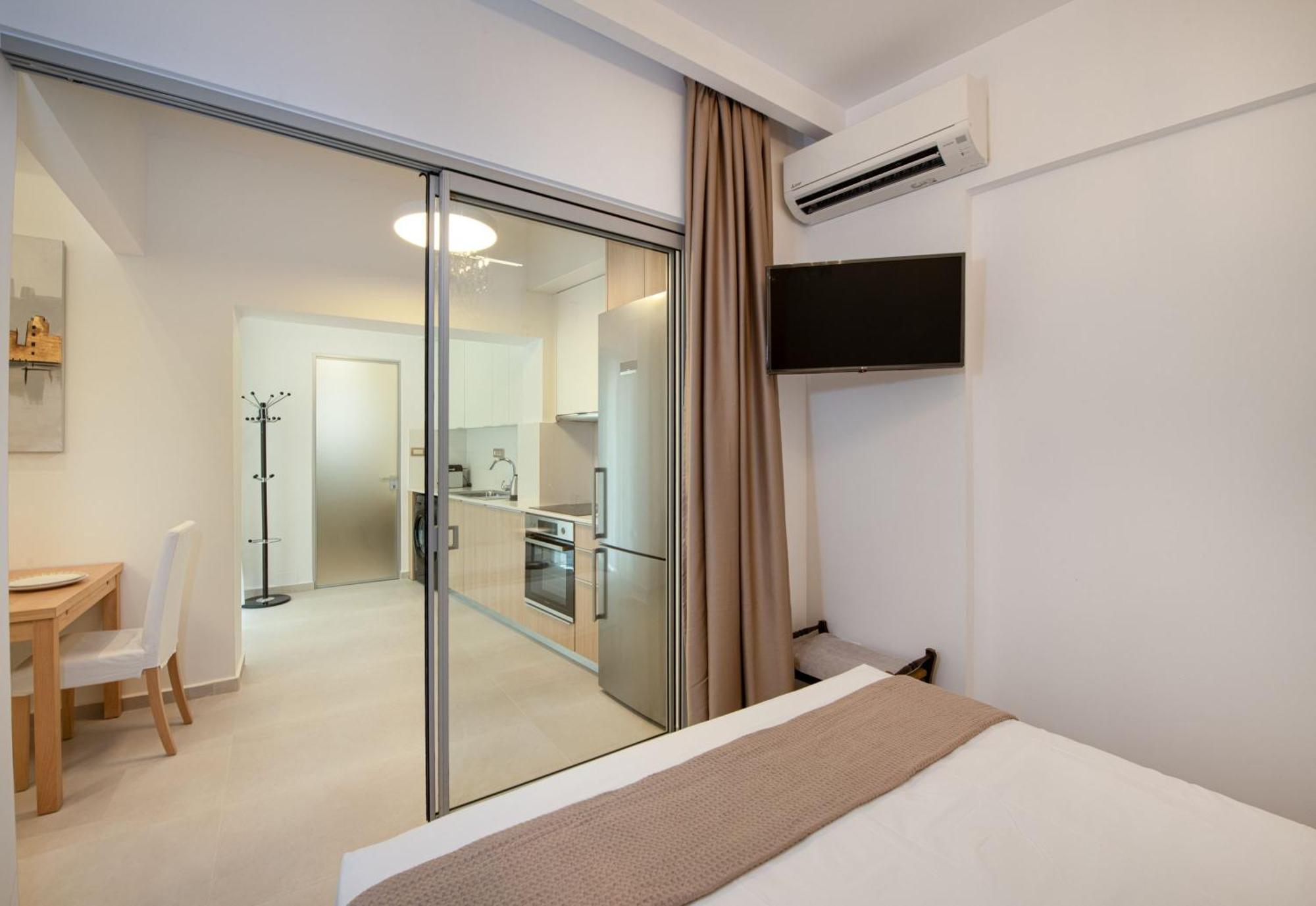 Cherry Central Luxury Suites 干尼亞 外观 照片