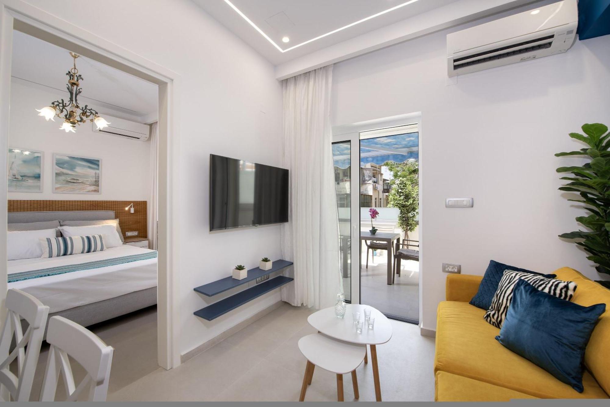 Cherry Central Luxury Suites 干尼亞 外观 照片